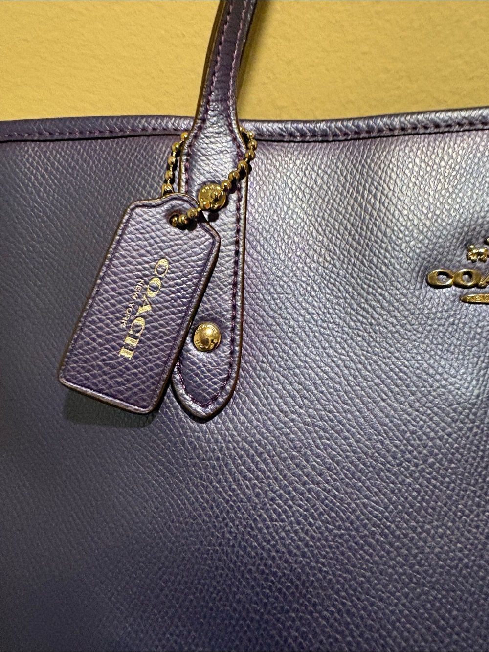 Coach Leather City Zip Tote in Metallic Purple - Picture 4 of 12